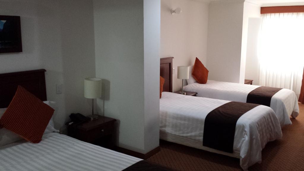 Blu Inn Hotel Богота Екстериор снимка