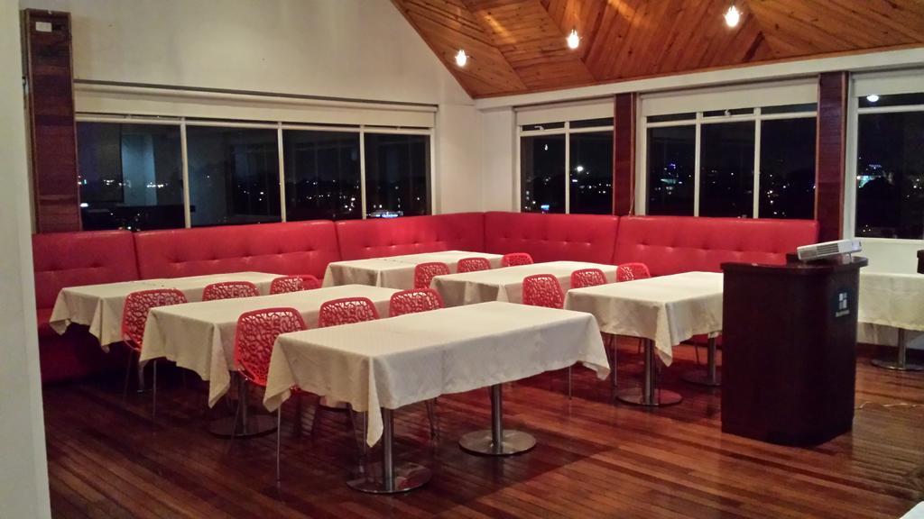 Blu Inn Hotel Богота Екстериор снимка
