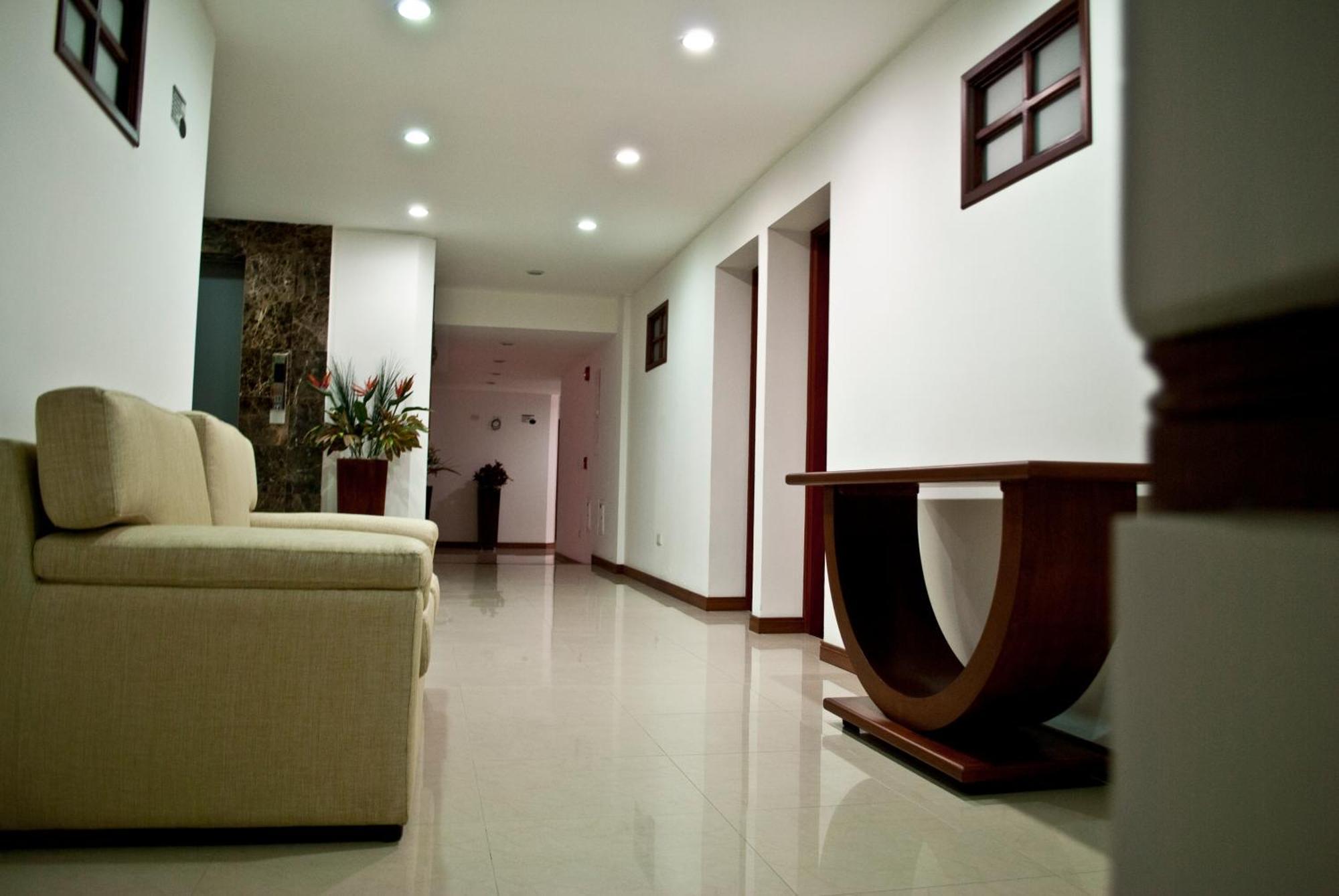 Blu Inn Hotel Богота Екстериор снимка