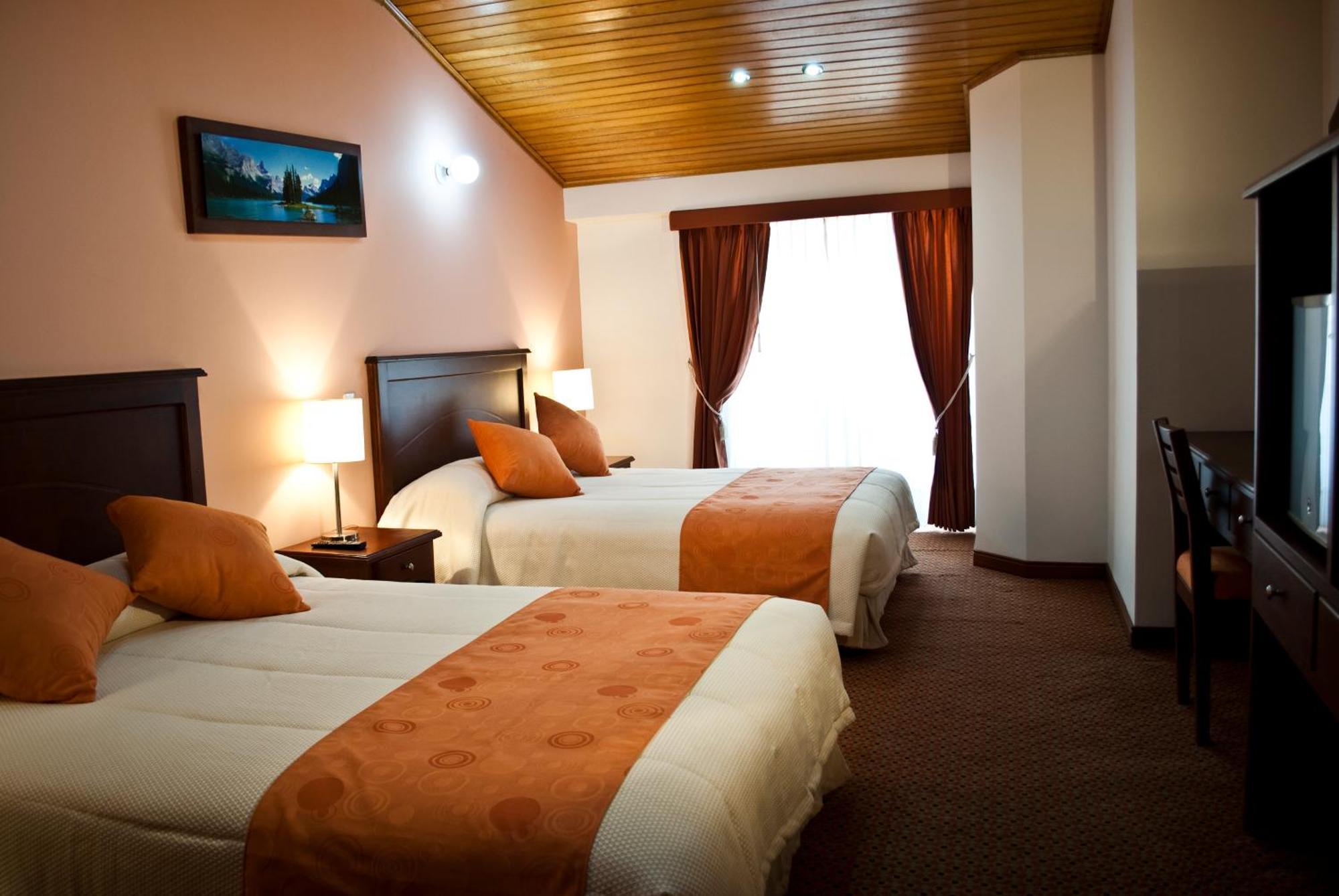 Blu Inn Hotel Богота Екстериор снимка